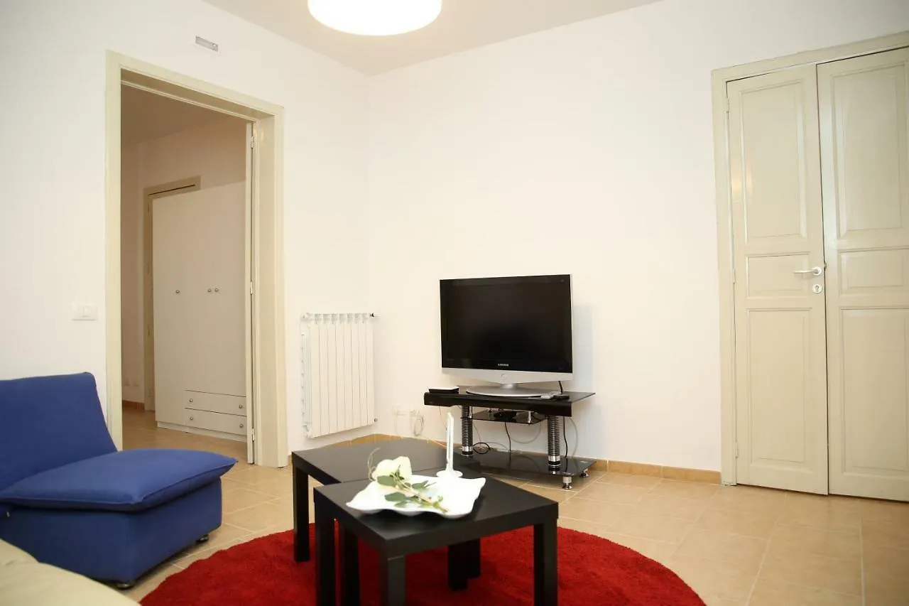 Izzhome Blue Ragusa Apartment